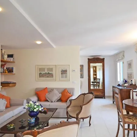 Residenza Ludovica Venice